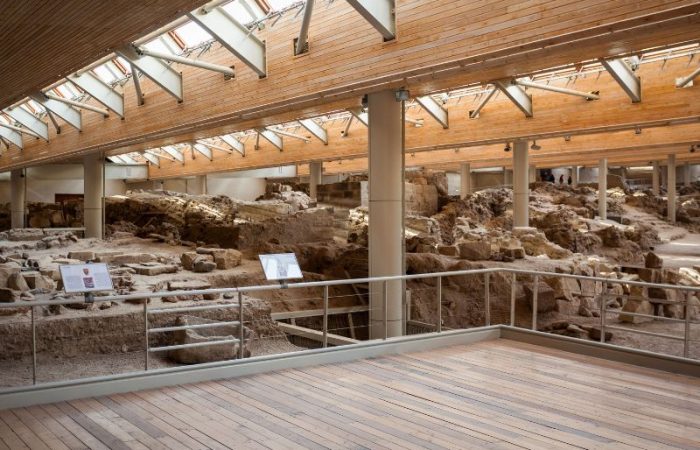 Akrotiri in One Hour
